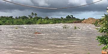 Traditional leaders pour libation to pacify gods over Okyereko flooding