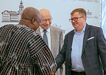 Mahama unveils Russian translation of his book in Moscow