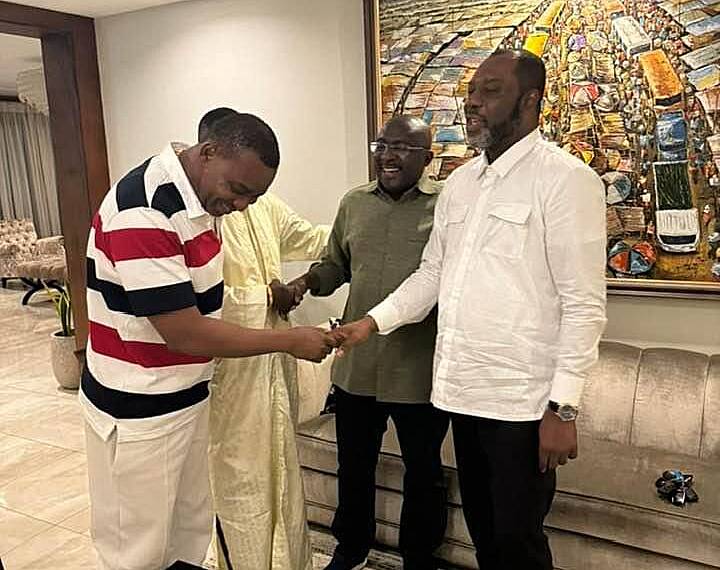 Bawumia initiates progressive deliberations with NAPO and Chairman Wontumi