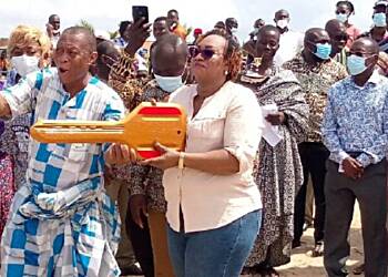 Government reopens sea to artisanal fishers after month-long closure