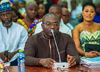 Local Government Minister warns contractors to meet project deadlines or face contract termination