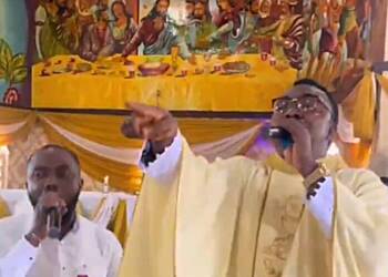 Rev. Father Peter Kusi apologises for leading congregation to sing King Paluta's Aseda song