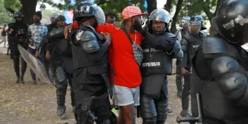 Seven Democracy Hub protesters discharged as trial continues