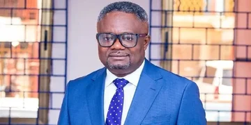 Election 2024: Kofi Akpaloo has promised to establish a $10 billion job fund to support Ghana's youth The presidential candidate of the Liberal Party of Ghana (LPG), Kofi Akpaloo, has made a bold promise to establish a $10 billion job fund aimed at empowering Ghana's youth to start their own businesses. This initiative is rooted in Akpaloo's conviction that investing in young people is crucial for the country's economic growth. He points out that many successful global entrepreneurs launched their ventures at a young age, and Ghana should follow suit by supporting its talented youth. According to Akpaloo, most university and polytechnic graduates possess exceptional business skills but require a boost to succeed. He cited that, his $10 billion job fund is designed to provide that necessary support, enabling young entrepreneurs to drive innovation and economic progress. This move aligns with Akpaloo's vision for Ghana's economic development, leveraging the potential of its youthful population.