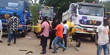 Violence erupts between NDC and NPP supporters at Gomoa West DRIP commissioning