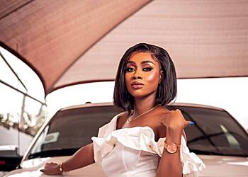 Sylvia Davis joins star-studded cast in psychological thriller "Pawn", hitting cinemas this November