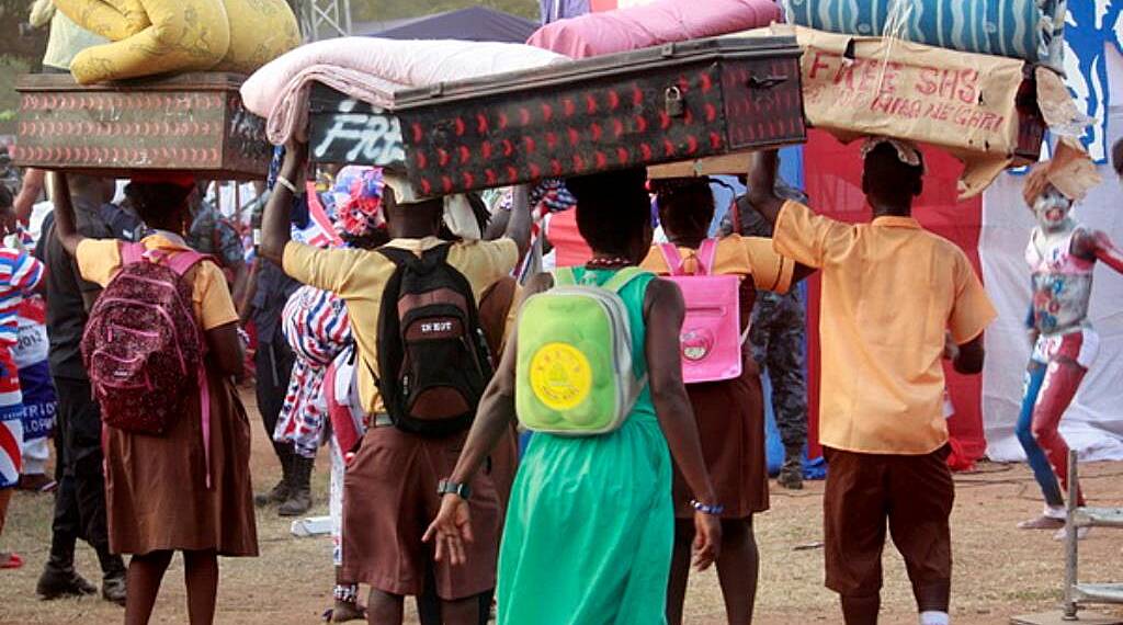 SHS reopening date brouhaha: students are to report on January 3 - GES