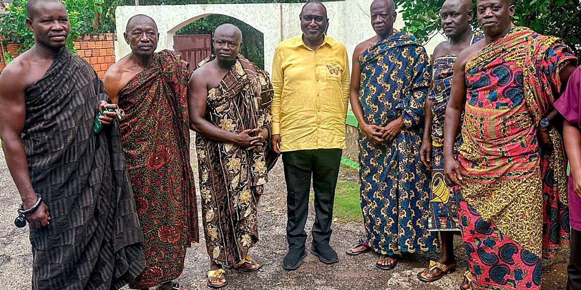 Agogomanhene assures Alan Kyerematen of full support