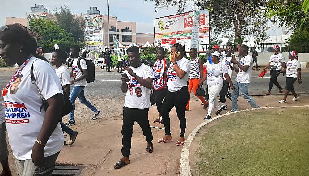 NPP supporters storm Parliament to rally behind Frank Annoh-Dompreh ahead of today's session