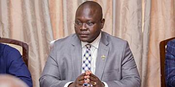 Ministry of Roads and Highways cautions public against unauthorized outdoor advertisement on public road infrastructure