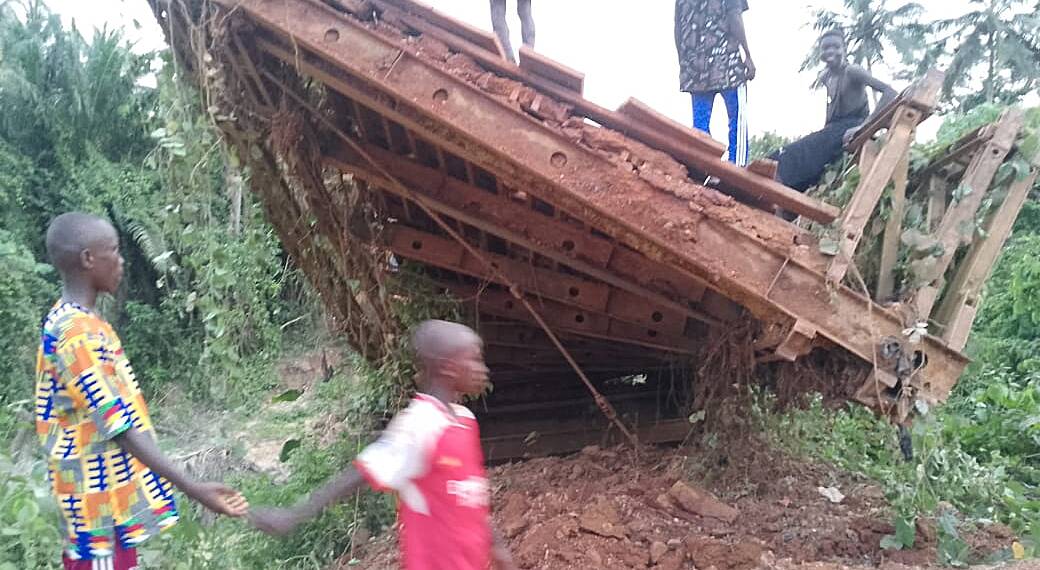 Tipper truck capsizes on Amoako bridge, disrupting movement in Amenfi West