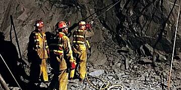 South Africa plans rescue for illegal miners amid Standoff