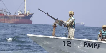 Pirates demand $10M ransom for Chinese vessel, 18 hostages