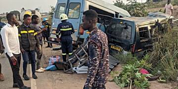 Gory accident on Gomoa Okyereko junction claims the lives of three passengers, leaving 20 in critical condition