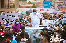 Someone should wake me up from this dream - John Mahama reacts to huge crowd in Kumasi
