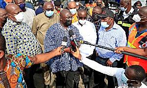Kantamanto fire Outbreak: Dr. Bawumia donates GHC 200, 000 to market management