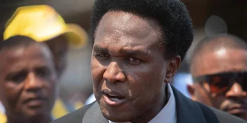 Mozambique: Opposition leader returns from self exile; police use tear gas on supporters