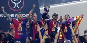 El Clasico: Barcelona whip Real Madrid to claim Supercopa