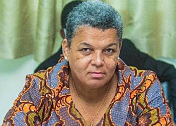 Red means stop campaign: Deputy minister for works and housing cautions students to shun "Red"