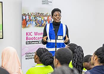 Weaving the Thread of Science in the Fabric of Agriculture: A Spotlight on Naa Ayeley, a young KIC Entrepreneur