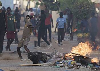 Senegal to aid families of protest victims