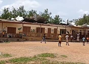 CR-Devastating-rainfall-rips-off-Awutu-Bibianiha-basic-school -roofing-displacing-over-500-pupils