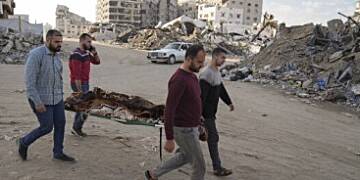 Gaza-Palestinians-record-over-400-deaths-after-Israeli -strikes-truce-threatened