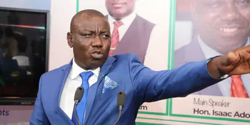 "Bawumia baako, uncompleted projects bebree" - Isaac Adongo mocks Bawumia