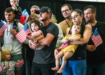 US admits White South African refugees as controversy intensifies