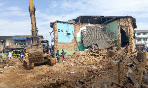 Cape Coast Mayor leads demolition exercise after a building collapsed
