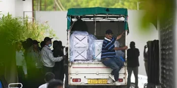 Families of Air India plane crash victims begin to receive bodies