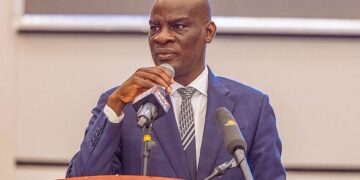 Education Minister Halts Unapproved Fee Increases by Public Universities