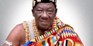 Asante Mamponghene’s burial rites attract thousands of mourners