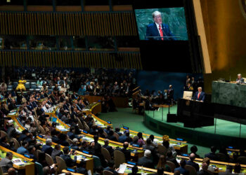 Trump opens UN General Assembly meeting ; calls for nationalism within states