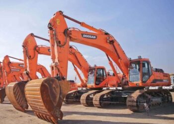 Gov’t registers 1,015 excavators to curb galamsey – Mahama
