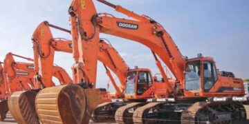 Gov’t registers 1,015 excavators to curb galamsey – Mahama