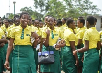 Ghanaians React to Education Minister’s Directive on Compulsory Haircuts for SHS Students