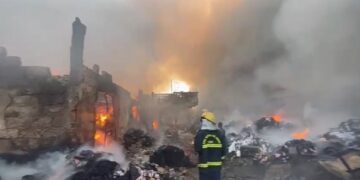 Fire ravages Kantamanto Tazani Lane in Accra