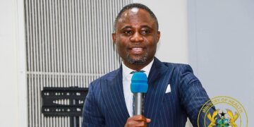 Health Minister orders tougher action against illegal health operators