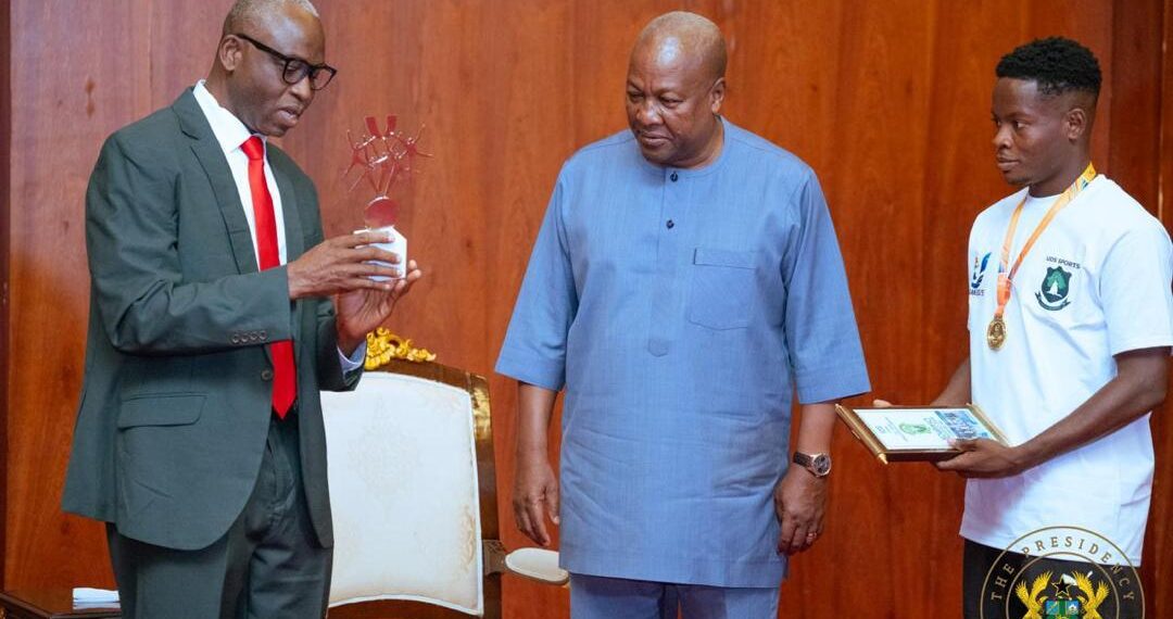 President Mahama Rewards UDS with GHC500,000 for Historic World University Football Victory