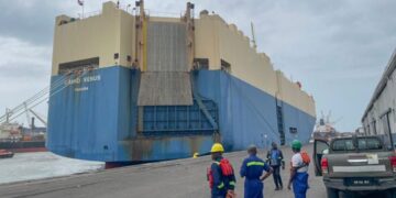 Ghana Navy intercepts ten Nigerian stowaways on Merchant Vessel near Tema