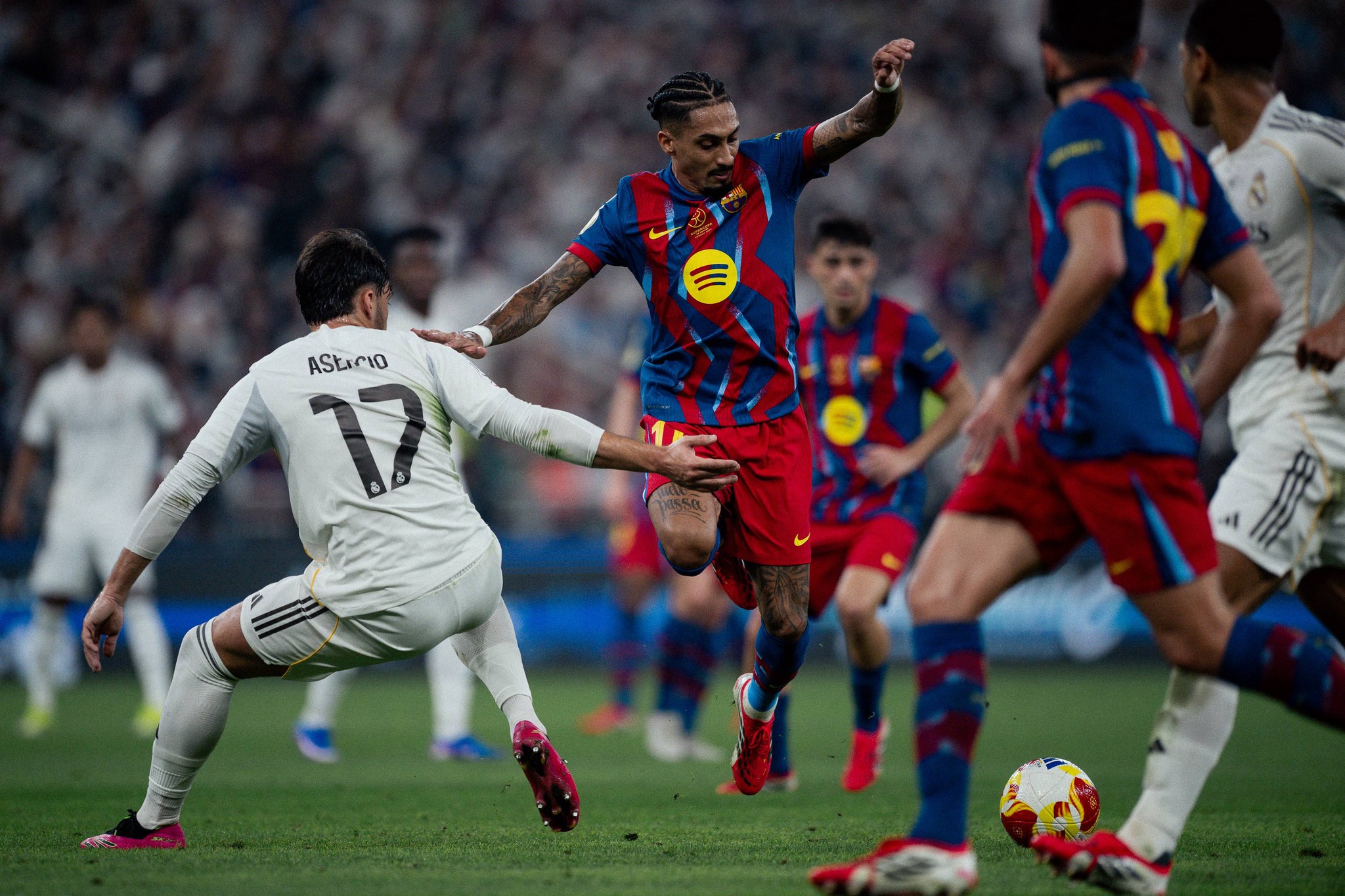 Spanish Super Cup final: Barcelona edge Real Madrid in five goal thriller