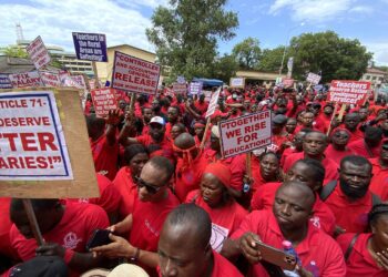 Unpaid teachers threaten legal action