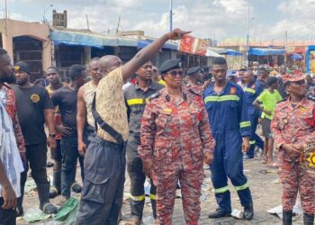Central Regional Fire Commander inspects Kasoa market fire site