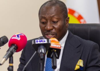 Minority appeals for more space to engage as parliament reconvenes