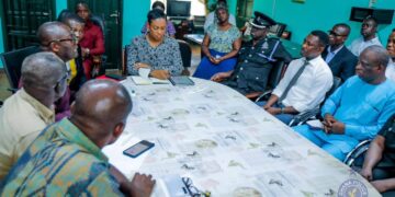 Police meet school authorities over student violence