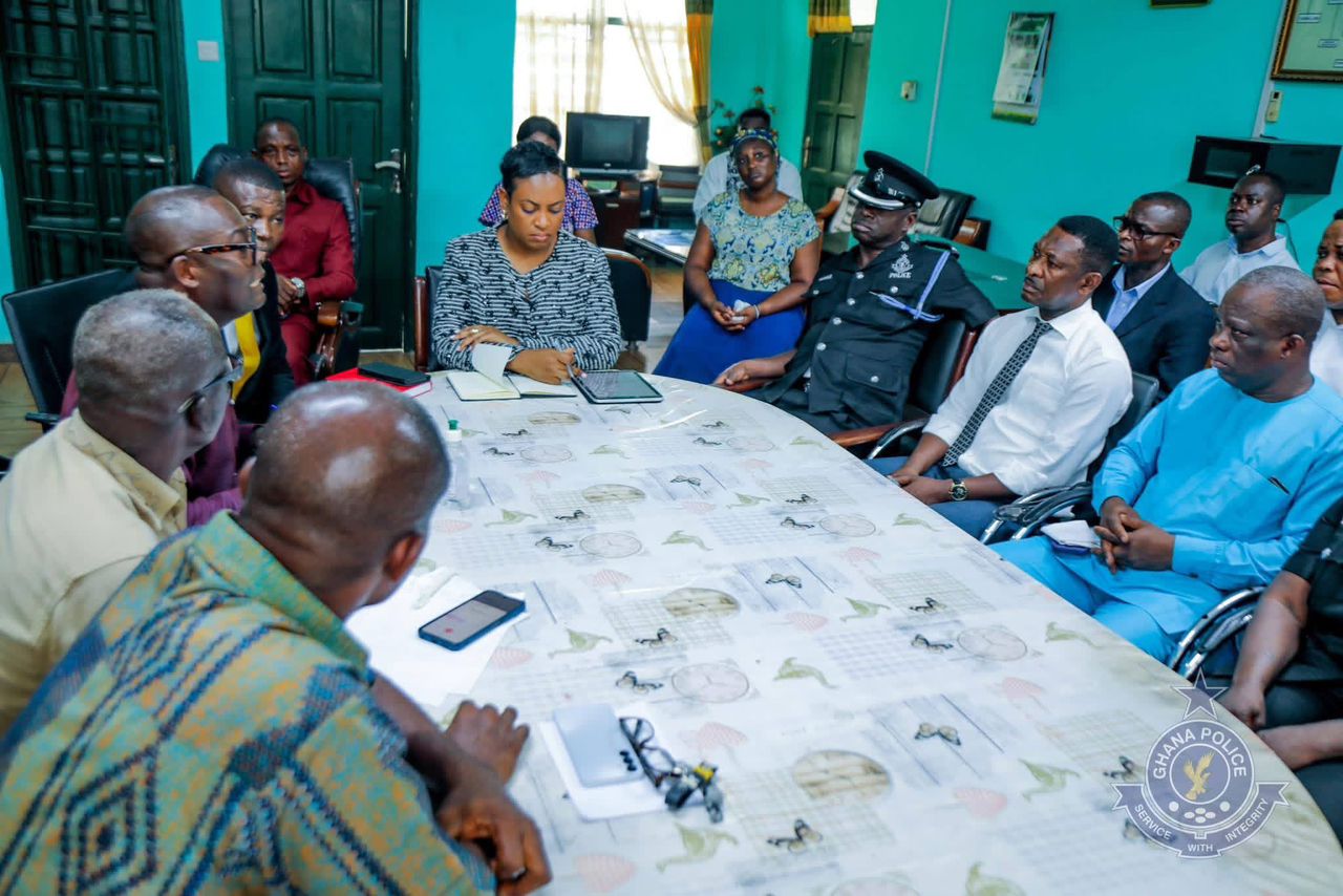 Police meet school authorities over student violence