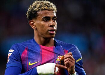 Lamine Yamal scores first career hat-trick as Barcelona humble Villarreal