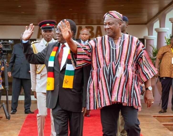 President Mahama welcomes Zimbabwe’s President Mnangagwa for three-day state visit
