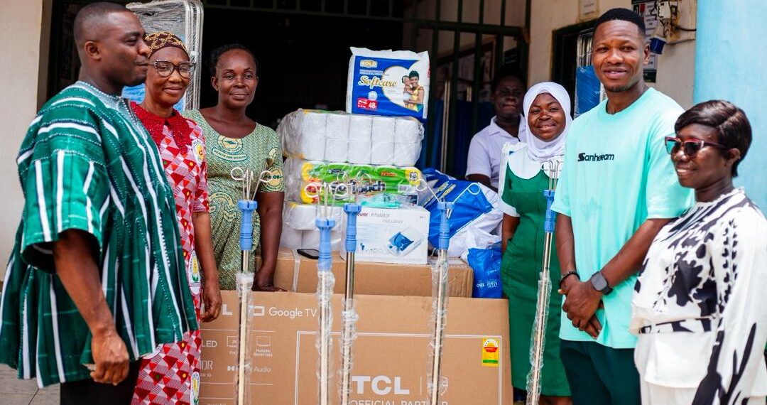 FIFA Referee Daniel Nii Laryea donates to Pokuase Health Center Children’s Ward